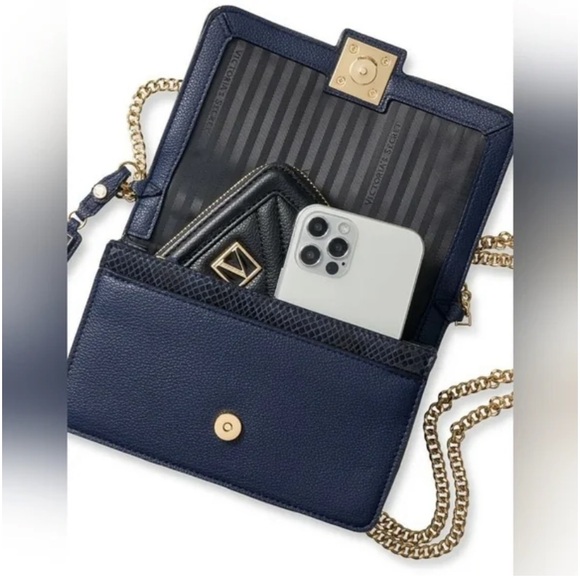 Victoria’s Secret Crossover Chain Shoulder Bag Purse Limited Edition Navy Blue - Picture 3 of 9